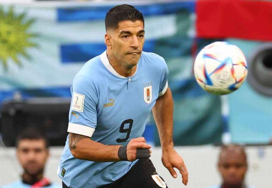 Suarez Starts on Bench for Clash Against Portugal