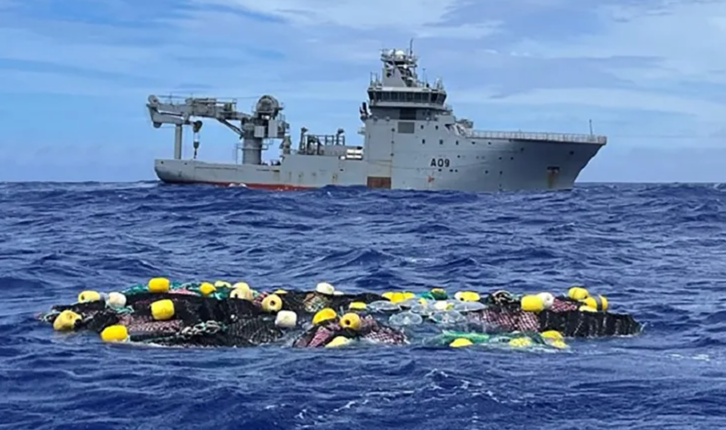 3 Tonnes of Cocaine Found Floating in the Sea