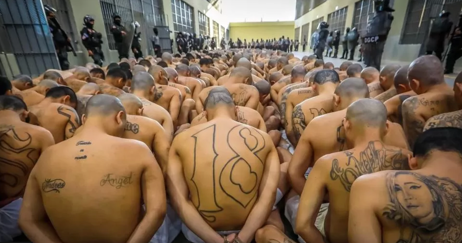 First 2,000 Inmates Transfered To Mega-Prison in El Salvador