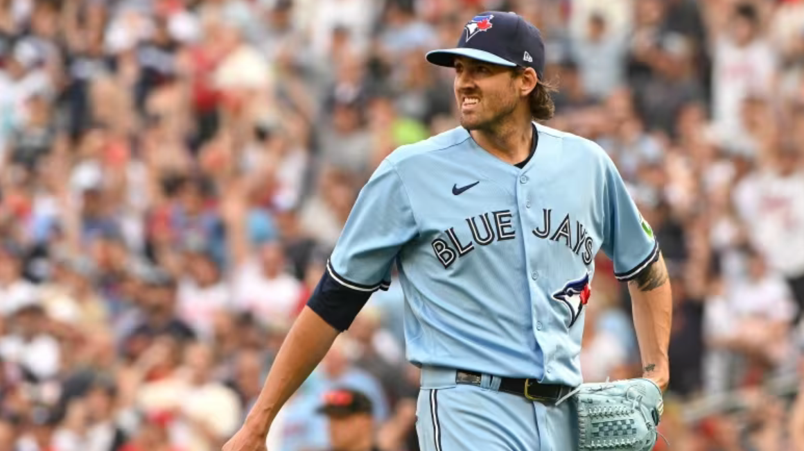 Blue Jays fall to Twins in wild-card series opener