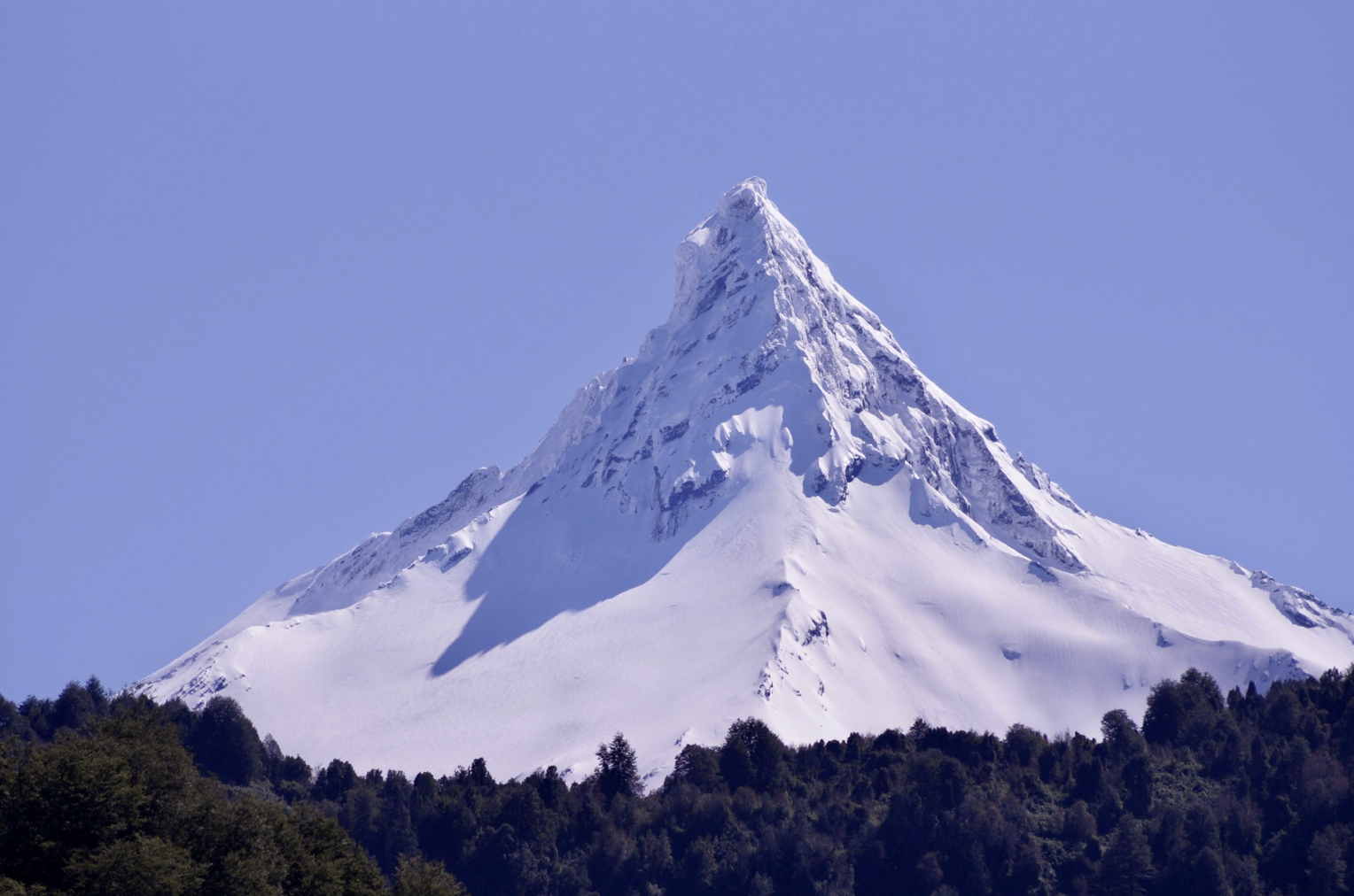 Two extreme skiers die on Chilean volcano