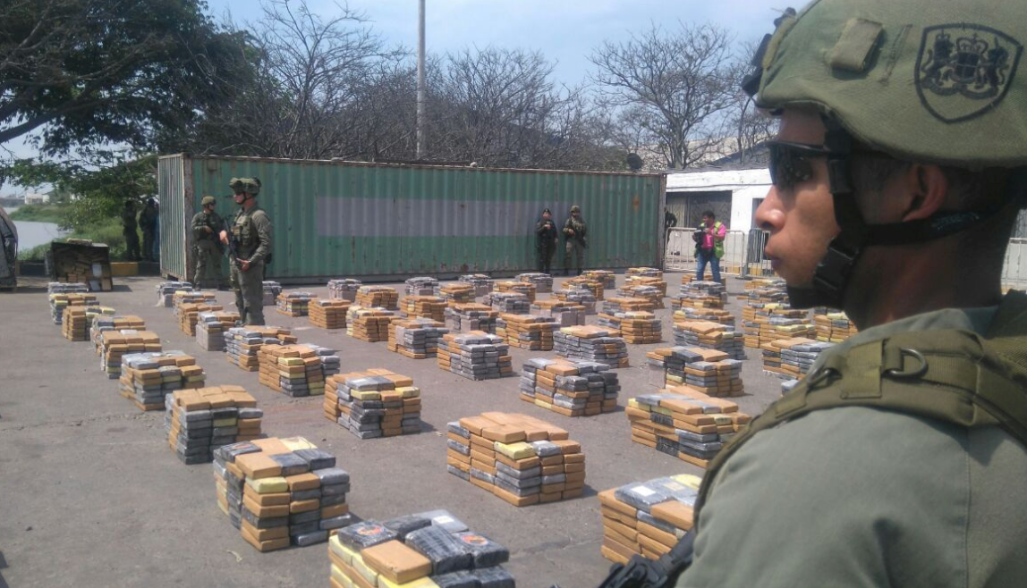 Colombia, Ecuador bust drug ring exporting five tons of cocaine a month