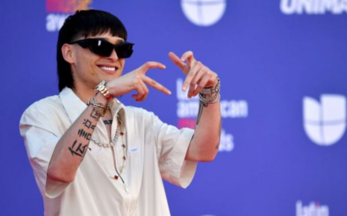 Peso Pluma caught on video stealing marijuana