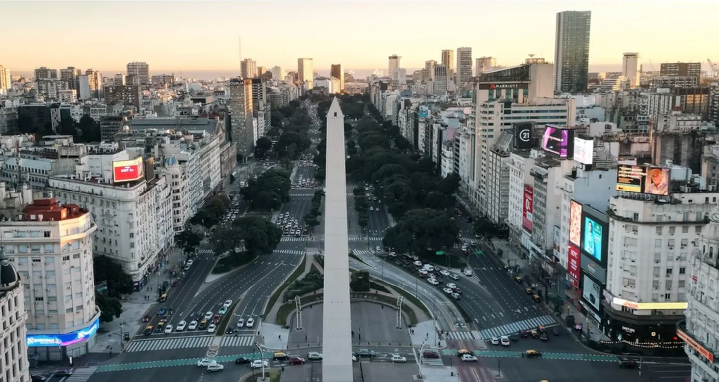 Argentines strike against spending cuts by government