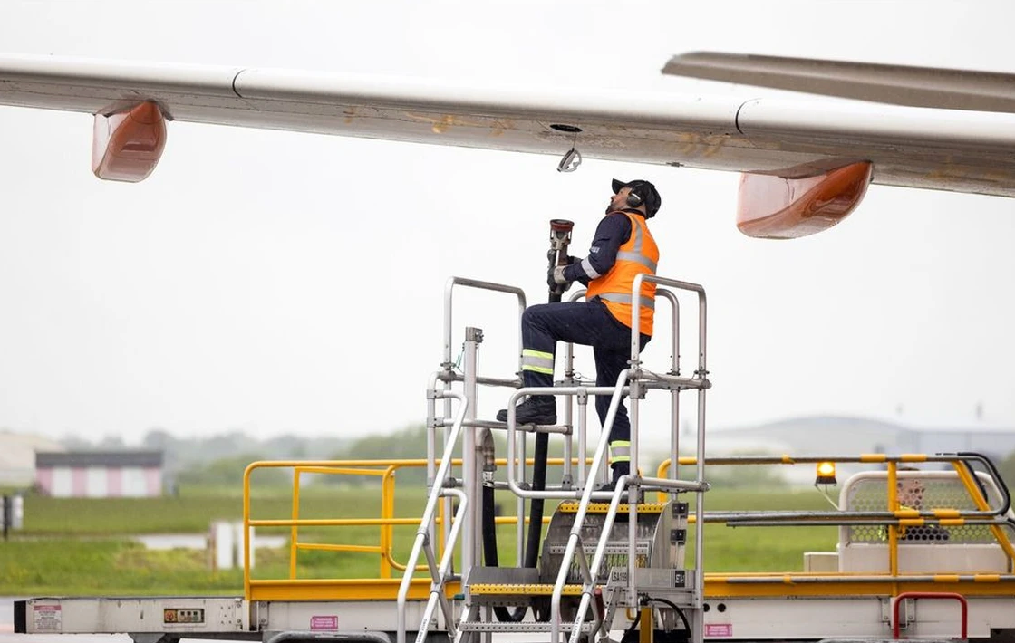 Flights canceled as Colombian airlines warn of fuel shortage