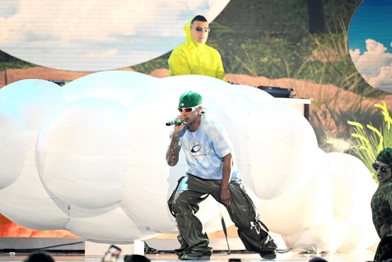 Feid and Sky Rompiendo drop collaborative album