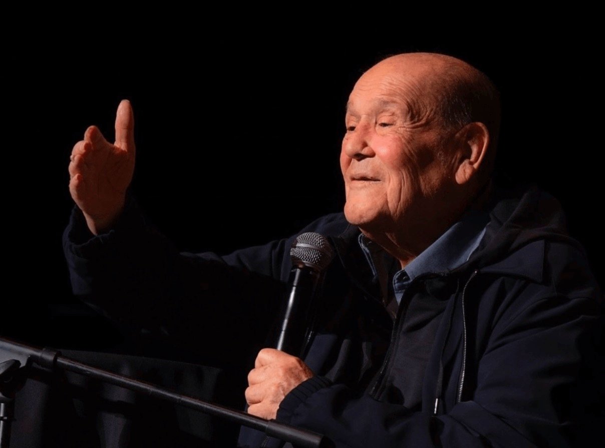 Leo Dan, Argentine Singer-Songwriter, Dies at age 82