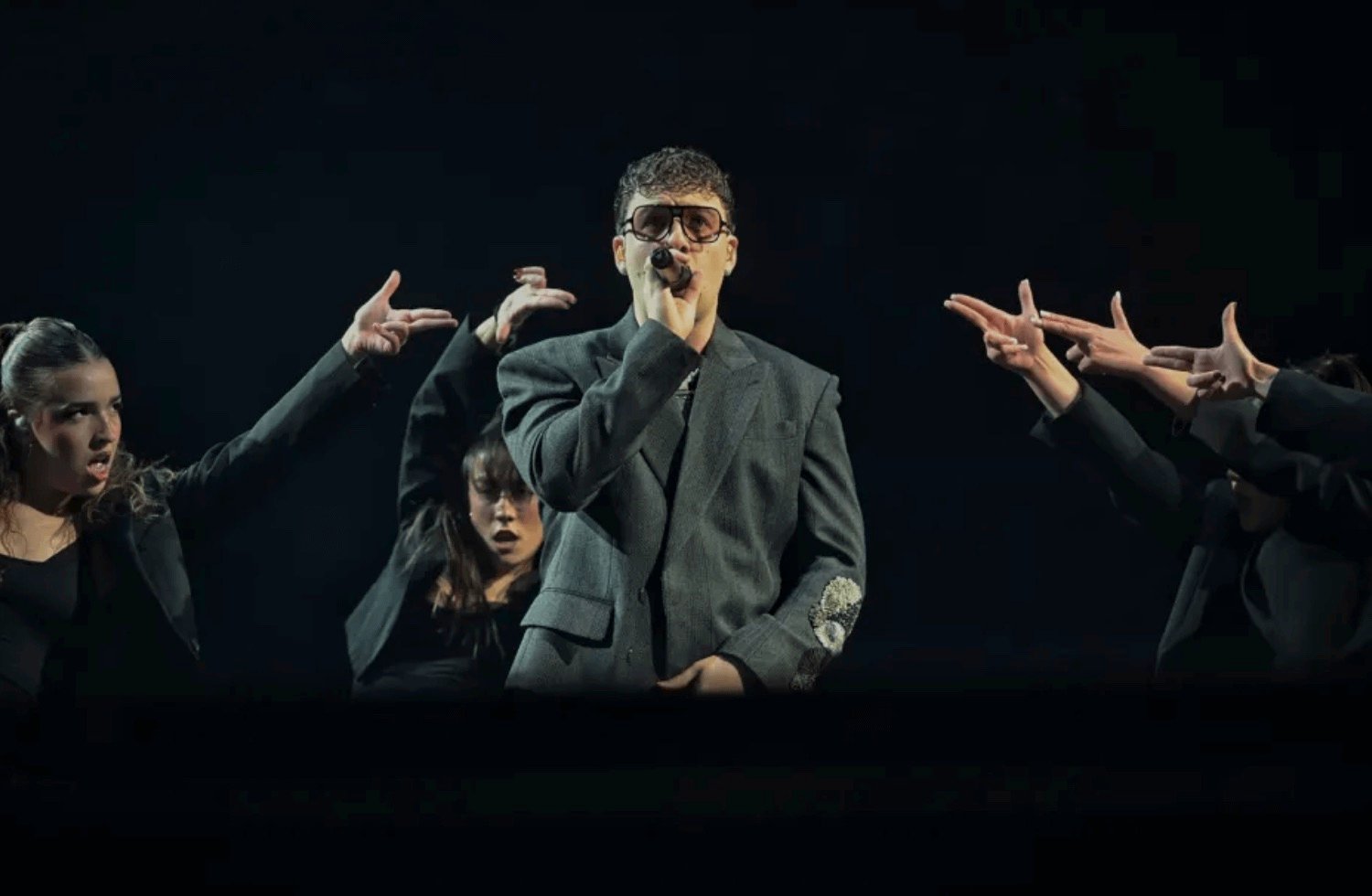 Quevedo kicks off his highly anticipated Buenas Noches Tour with a sold-out &hellip;