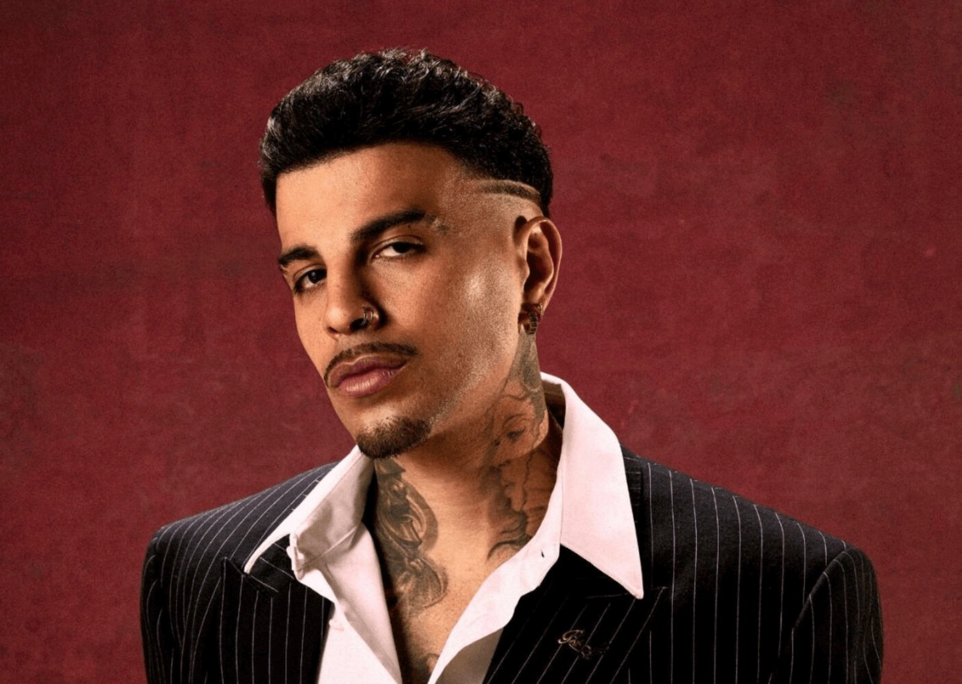 Rauw Alejandro Tour announces dress code