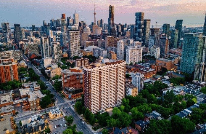 Report Finds Toronto Rent Still Unaffordable, Even as Prices Dip