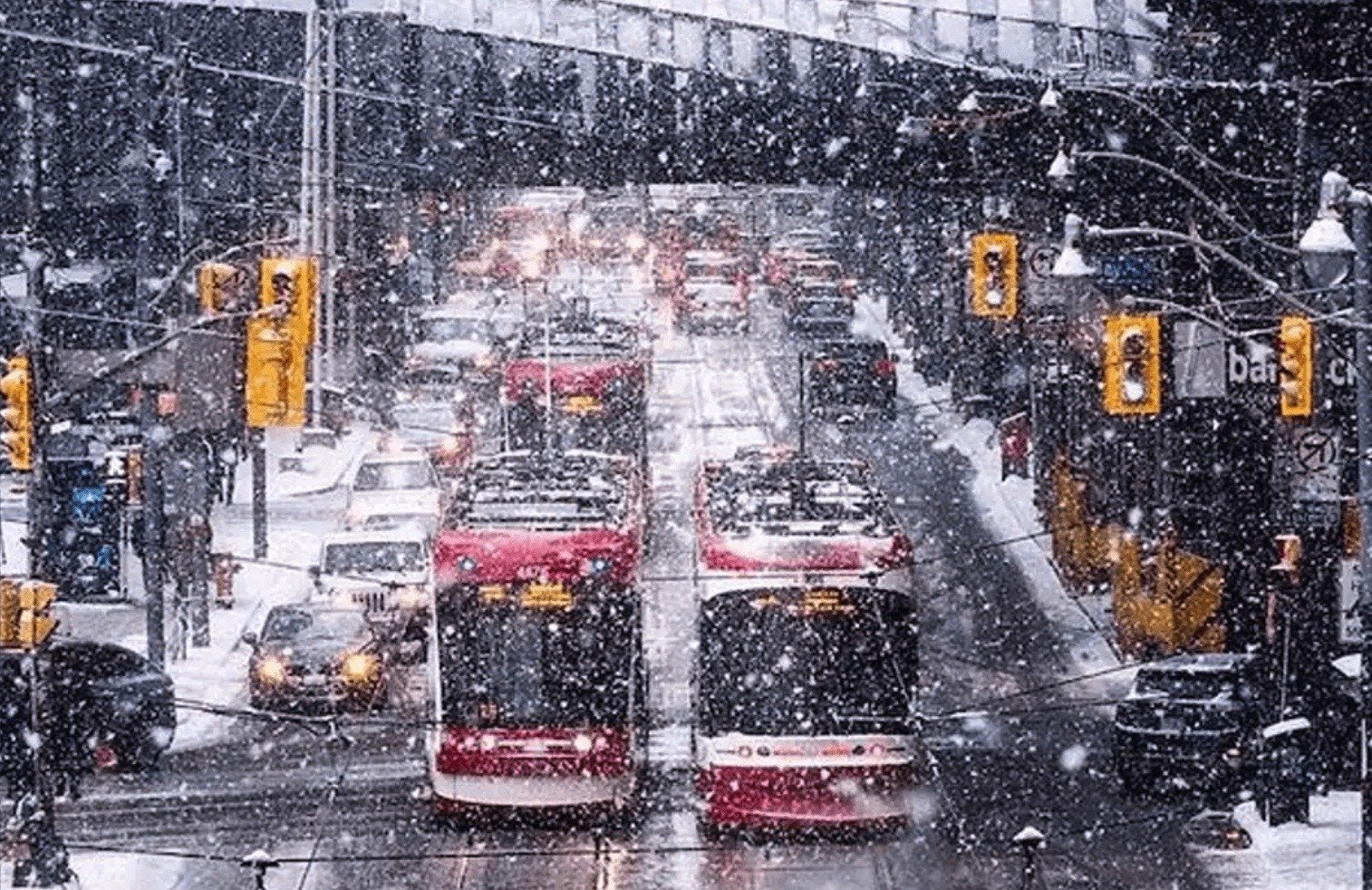 Winter Teasing Toronto: Snow, Wind and Slippery Roads on the Way