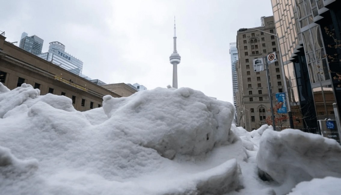 8–12 cm of Snow Could Slow Boxing Day Travel in Toronto